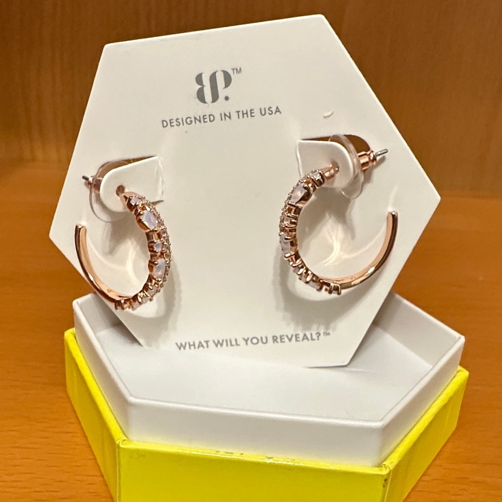 Bomb party - MOONSTONE Elegant Rose Gold Hoop Earrings